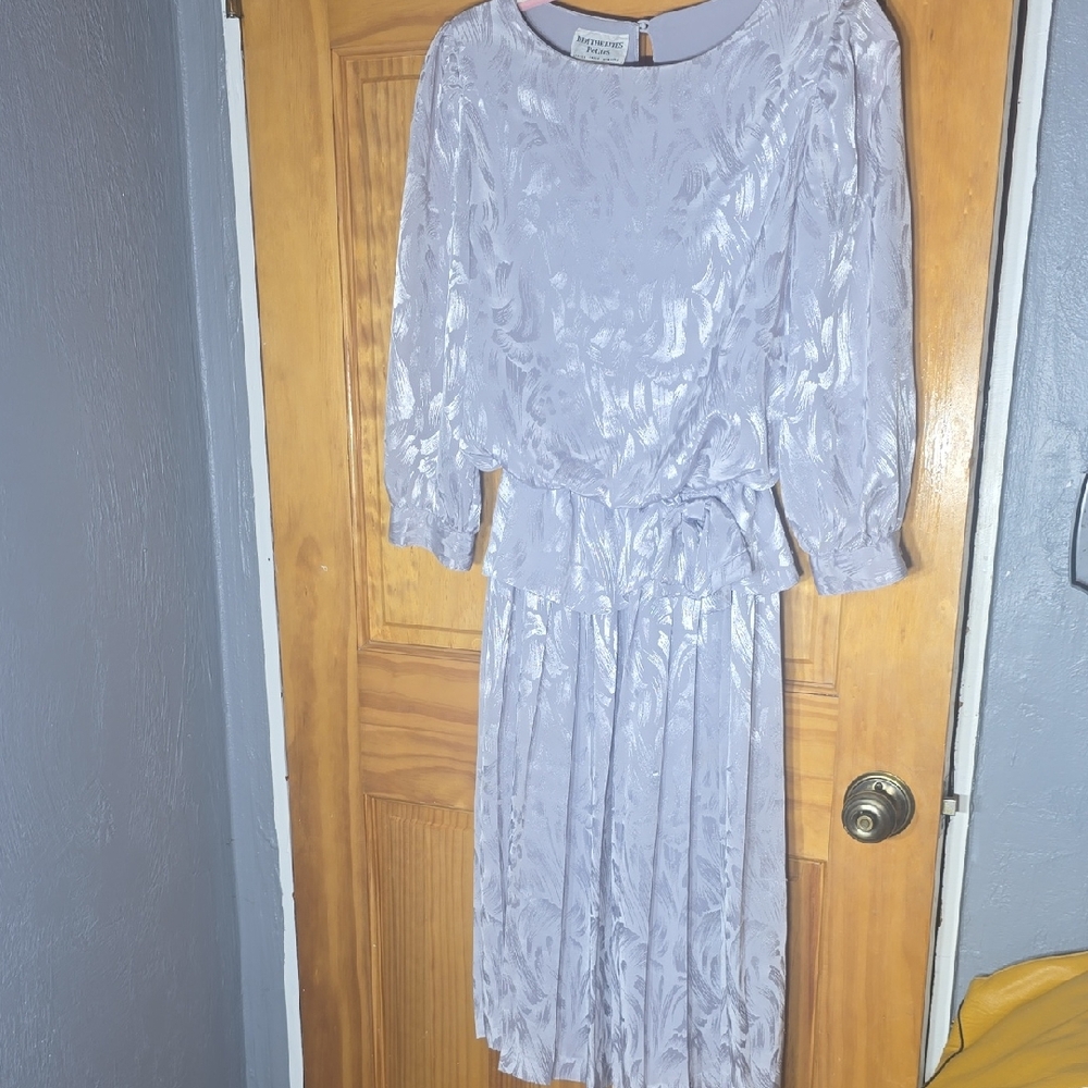 Dim The LIGHTS Chic Long Sleeve SILVER Dress Size 8